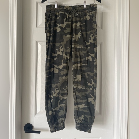 Military Green Joggers, Size S - Picture 1 of 2